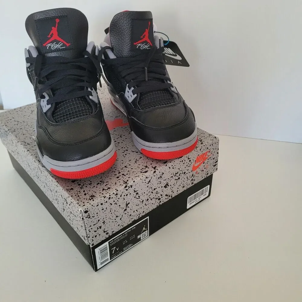Air Jordan 4 Bred Retro Reimagined Black Cement Grey Fire Red‎ Size 6 7Y New